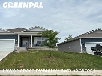Lawn Mowing nearby Mitchellville, IA, 