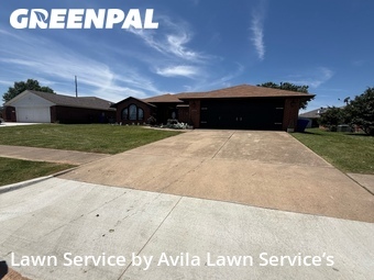 Lawn Maintenancein Norman,73071,Yard Mowing by Avila Lawn Service’s, work completed in Jun , 2026