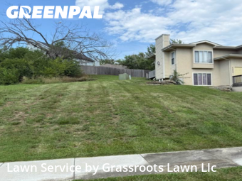 Lawn Cutting nearby Lawrence, KS, 