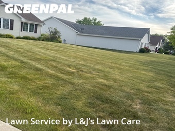 Lawn mowed in Oak Creek, 53154