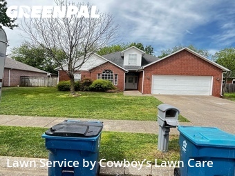 Lawn Cutting nearby Bentonville, AR, 