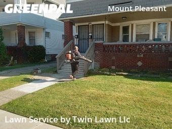 Lawn Maintenance nearby Cleveland, OH, 