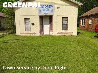 Lawn Mowing nearby Gadsden, GA, 