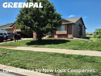 Lawn Mowing nearby Wichita, KS, 