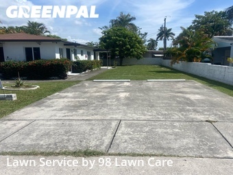 Lawn mowed in Hallandale Beach, 33009