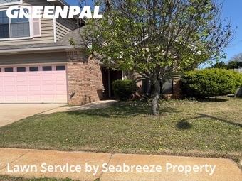 Grass Cut nearby Mary Esther, FL, 