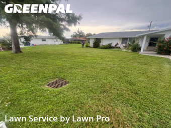 Lawn Mowing Service nearby Venice, FL, 