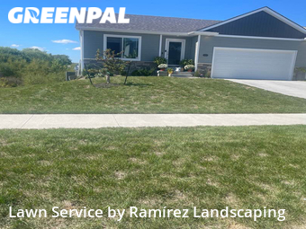 Lawn Mowing nearby Des Moines, IA, 