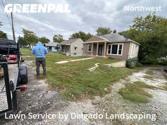 Grass Cut nearby Kansas City, KS, 