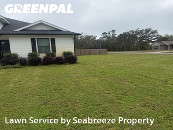 Grass Cut nearby Gulf Breeze, FL, 