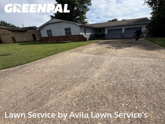 Lawn Maintenance nearby Yukon, OK, 