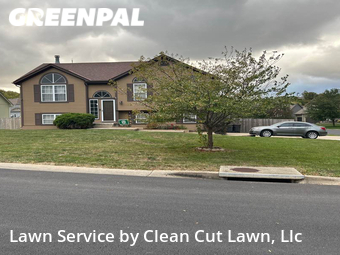 Yard Cutting nearby Blue Springs, MO, 