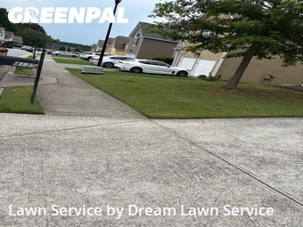 Yard Mowing nearby Cumming, GA, 