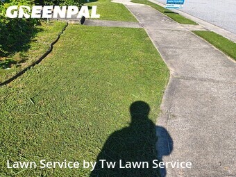 Lawn Mowing nearby Macon, GA, 