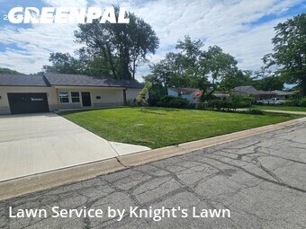 Lawn Mowing Service nearby Lee's Summit, MO, 