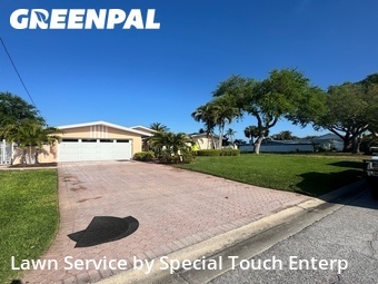 Yard Mowing nearby Indian Rocks Beach, FL, 