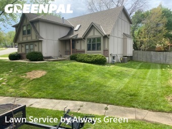 Lawn Maintenance nearby Olathe, MO, 