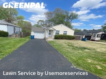 Grass Cutting nearby Overland, MO, 