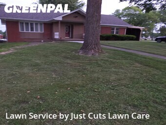 Yard Mowing nearby Lebanon, IL, 