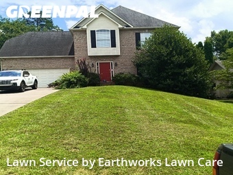 Lawn mowed in Knoxville, 37921