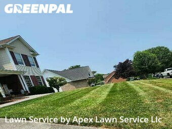 Lawn Mowing nearby Kingsport, TN, 