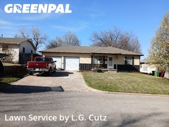 Lawn Mowing Service nearby Yukon, OK, 
