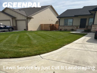 Grass Cutting nearby Bel Aire, KS, 