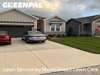 Grass Cut nearby Lee's Summit, MO, 