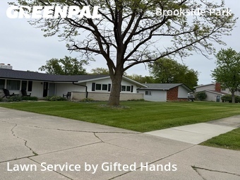 Lawn Mowing nearby Fort Wayne, IN, 