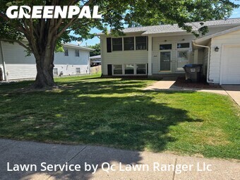 Lawn Care Service nearby Moline, IL, 