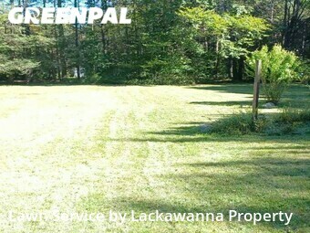 Grass Cutting nearby Newfoundland, PA, 