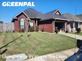 Lawn Mowing nearby Cantonment , FL, 