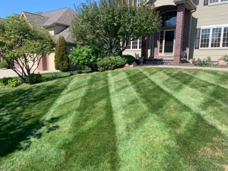Cross Cut Lawncare Lawn Care Services in Omaha, NE