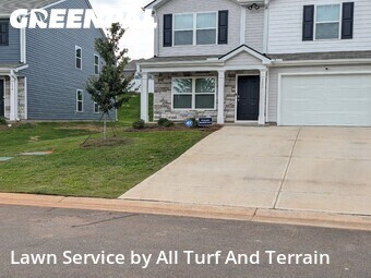 Lawn Mowing nearby Fountain Inn, SC, 