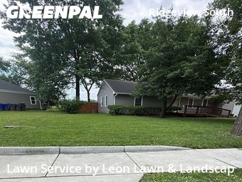 Lawn Cutting nearby Olathe, KS, 