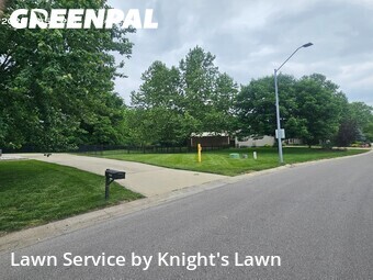 Lawn Mow nearby Blue Springs, MO, 