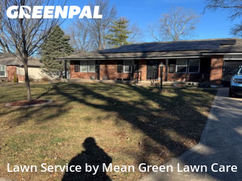 Lawn mowed in Blue Springs, 64015