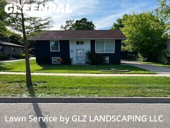 Lawn Care Service nearby Mundelein, WI, 
