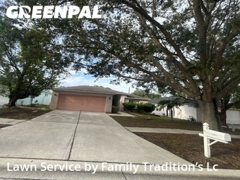 Lawn Care Service nearby Valrico, FL, 