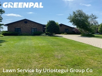Lawn mowed in Wadsworth, 60083