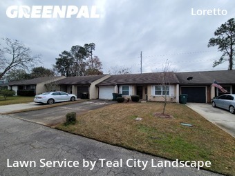 Lawn mowed in Jacksonville, 32223