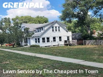 Grass Cut nearby Lincoln, NE, 