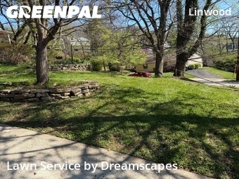 Lawn mowed in Cincinnati, 45208