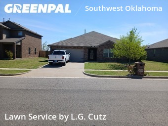 Lawn Mowing Service nearby Yukon, OK, 