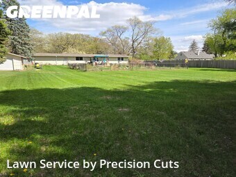 Lawn Mow nearby Circle Pines, MN, 