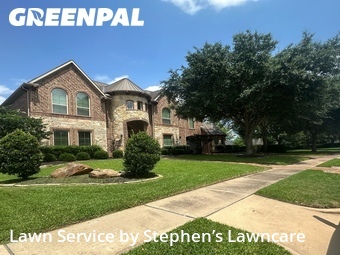 Lawn mowed in Richmond, 77406