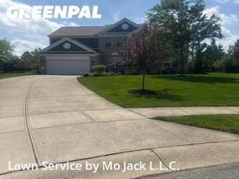 Grass Cut nearby Carmel, IN, 