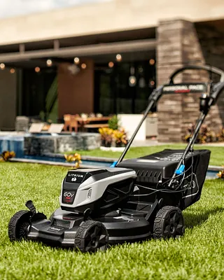 Clay's Power Equipment Photo 14