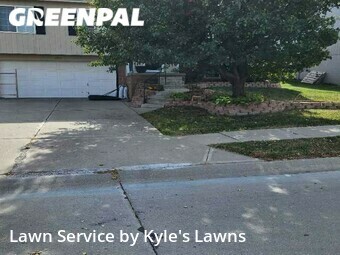 Lawn Mowing nearby Omaha, NE, 