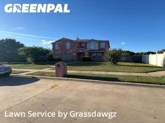Yard Cutting nearby Cedar Hill, TX, 